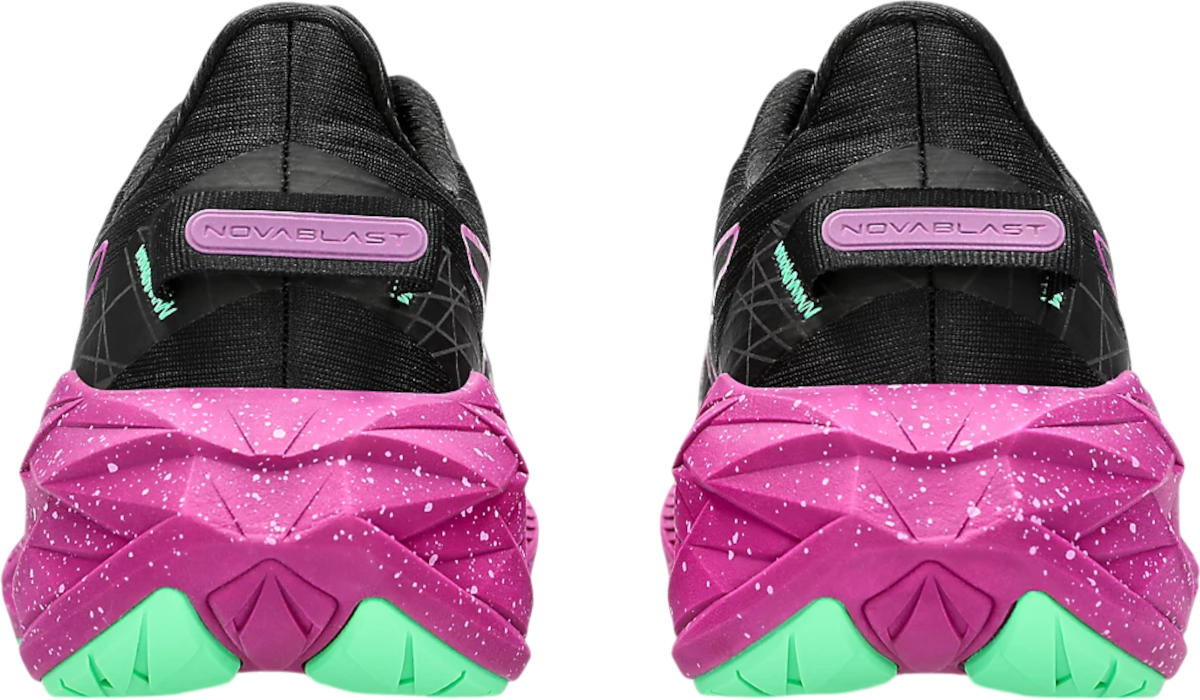 Tenisky a topánky Asics NOVABLAST 4 LITE-SHOW Čierna | 1012b699-001, 1