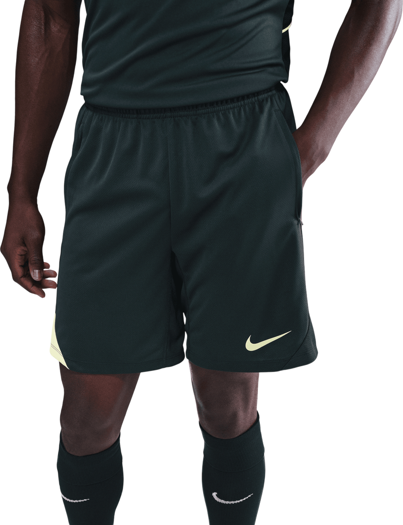 Šortky Nike Dri-FIT Strike Shorts Zelené | fn2401-390
