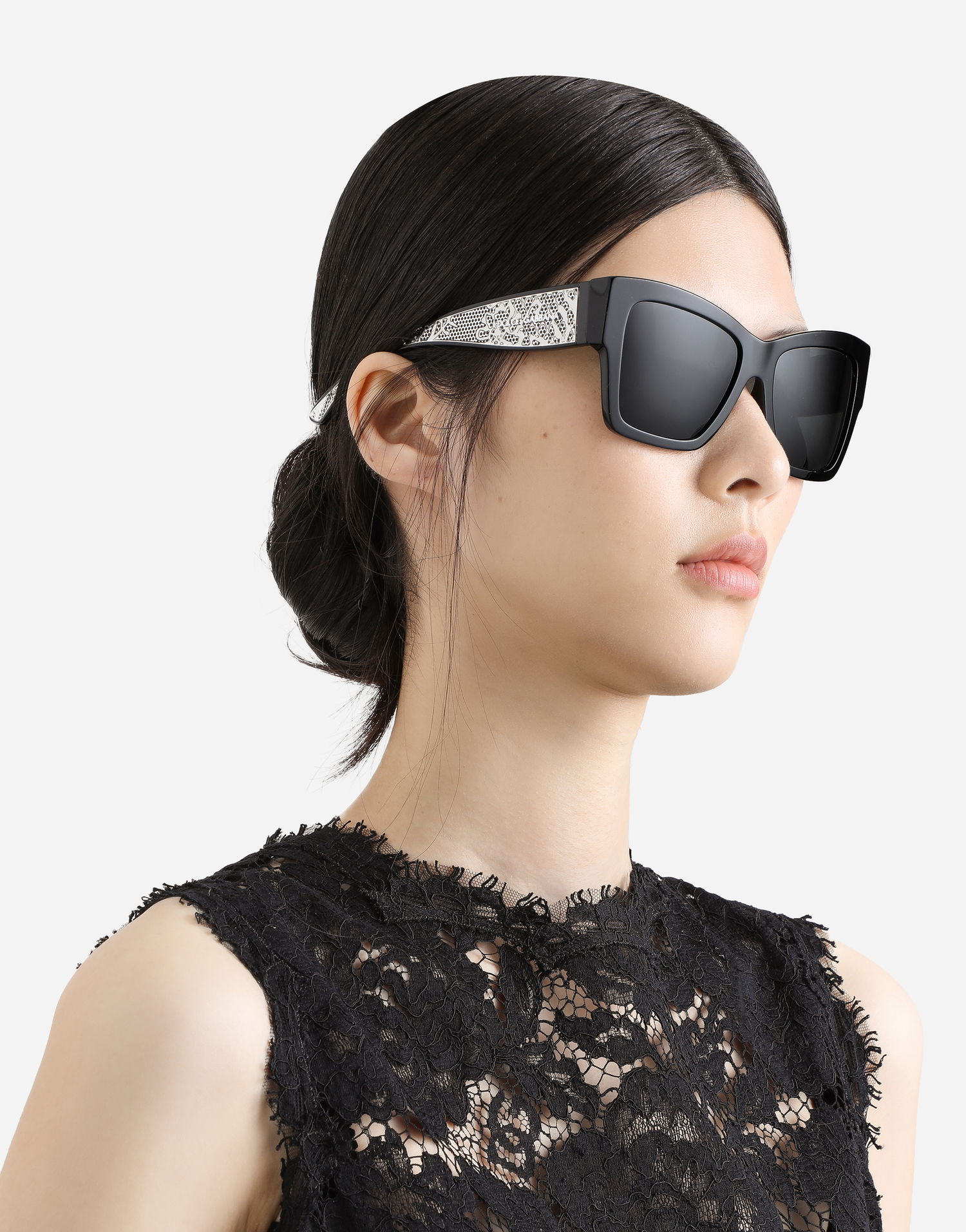 Slnečné okuliare Dolce & Gabbana Dolce & Gabbana DG Lace Sunglasses Čierna | VG4493VP1879V000, 1