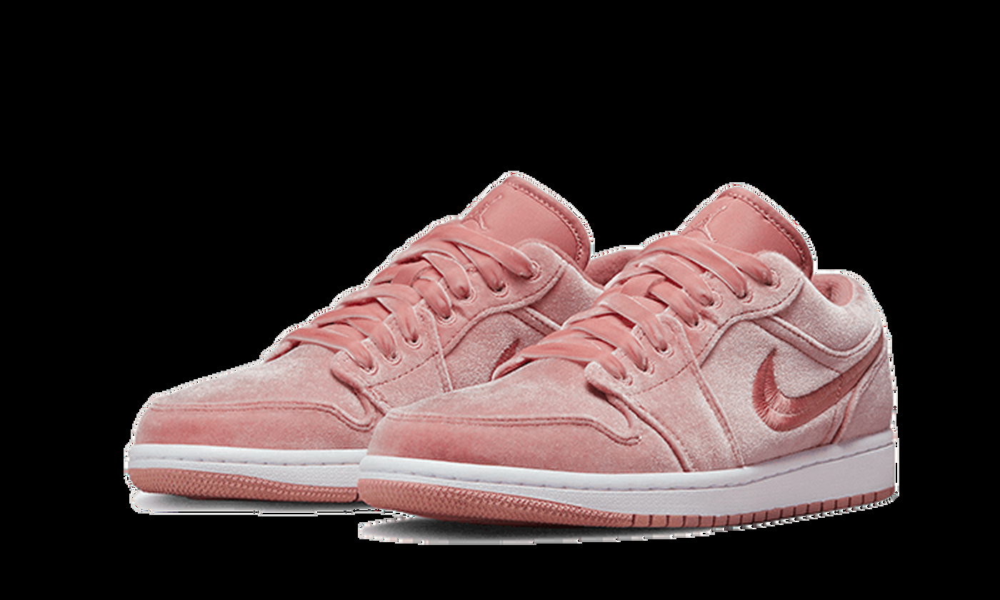 Air Jordan 1 Low "Pink Velvet"