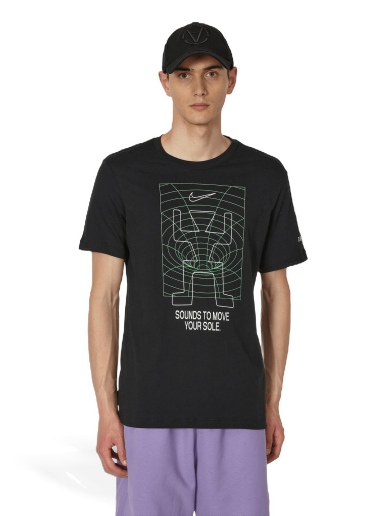 Tričko Nike Iridescent Graphic Čierna | FB9768-010