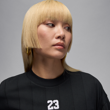 Tričko Jordan Brooklyn Loose-Fit T-Shirt with 23 and Vertical Stripes Čierna | HV0399-010, 1