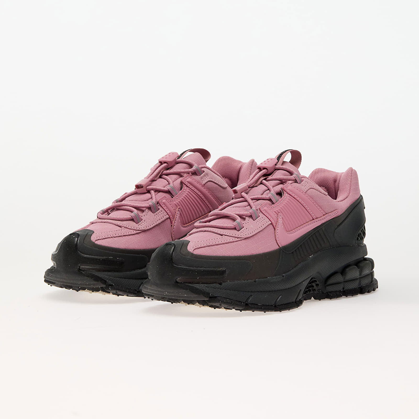 Air Zoom Vomero 5 Roam