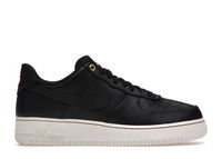 Air Force 1 Low Black Pack