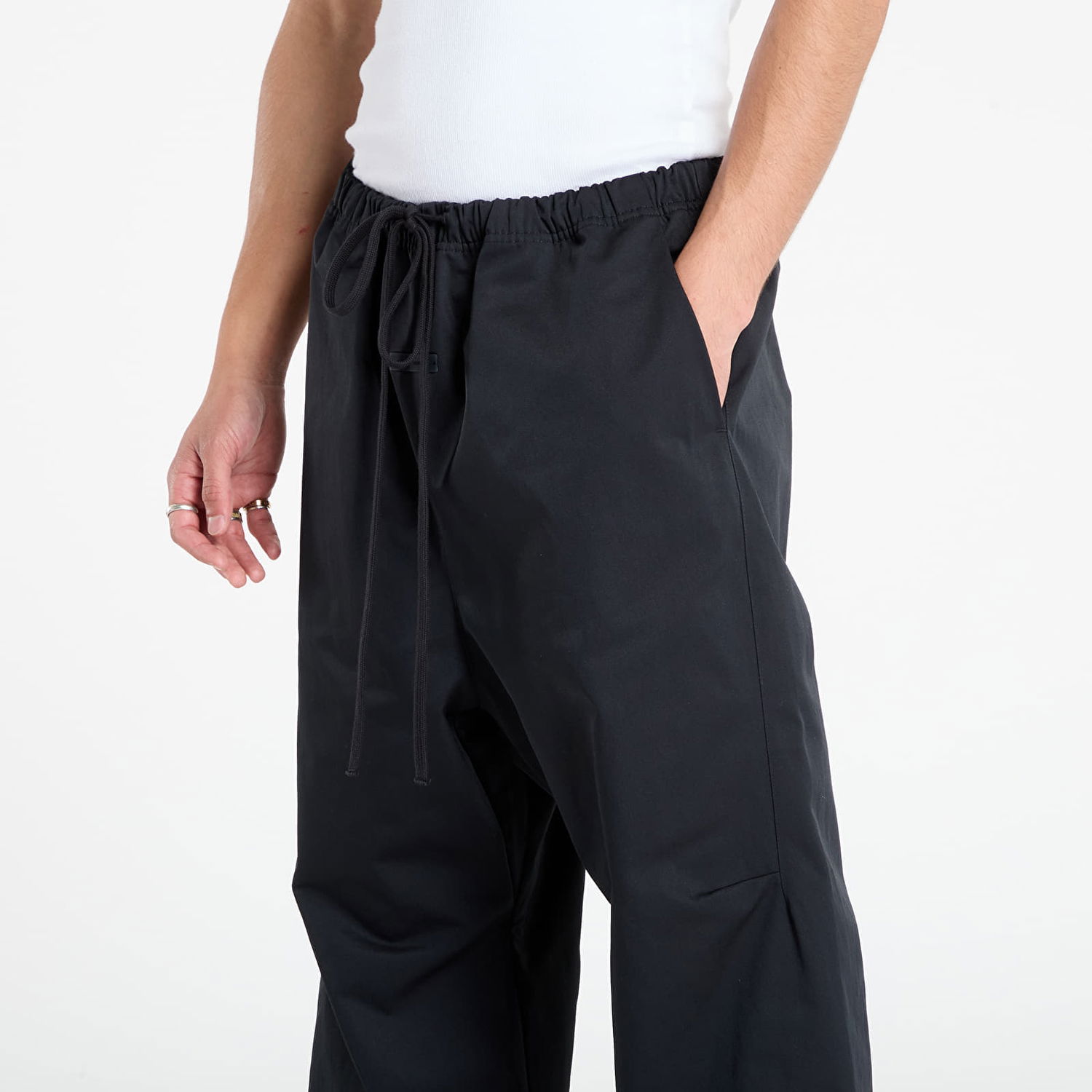 Nohavice Fear of God Fear of God Essentials Poly Twill Work Pants Čierna | 130SP258190F-861, 1