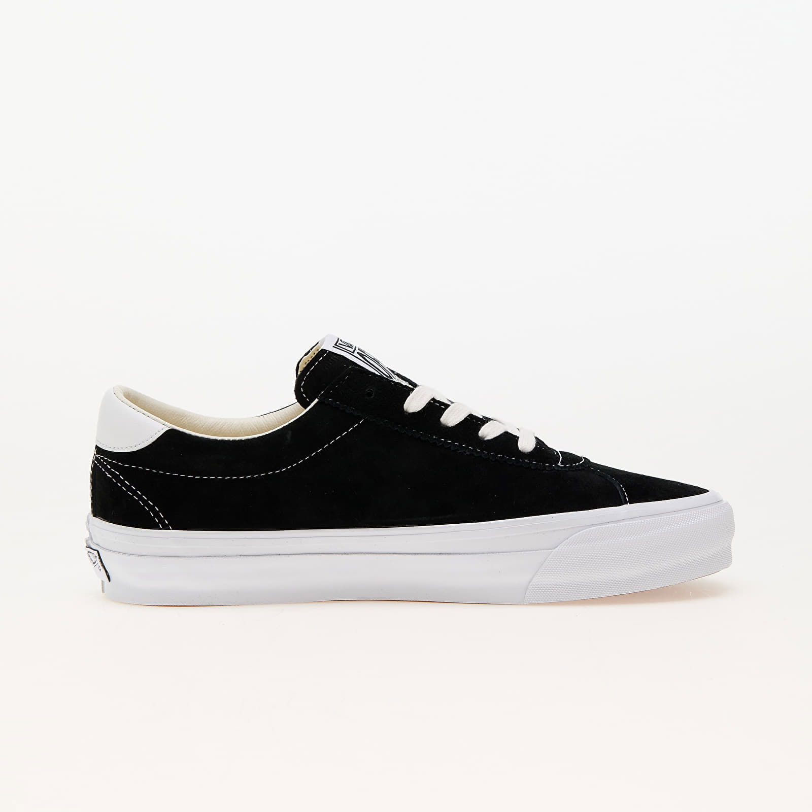 Sport 73 LX Pig Suede