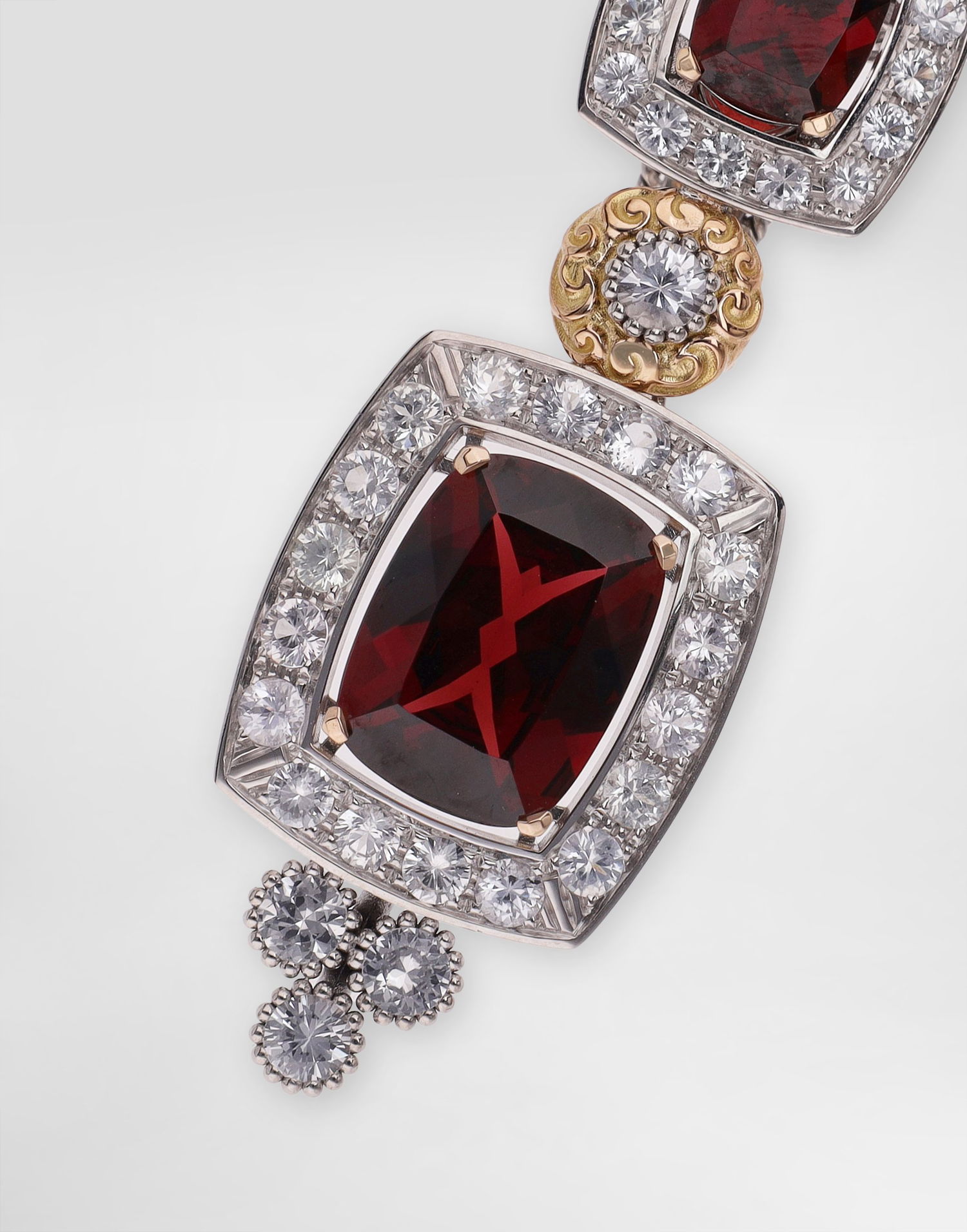 Náušnice Dolce & Gabbana Dolce & Gabbana Eleganza Garnet and Diamond Earrings Červená | WESA5GWGAR1W8266, 1