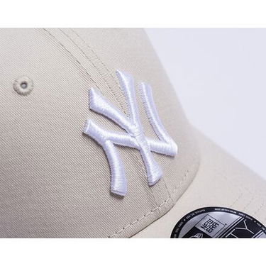 Šiltovka New Era 9FORTY MLB Nos League Essential New York Yankees - Stone / White One Size Béžová | 60471459, 4