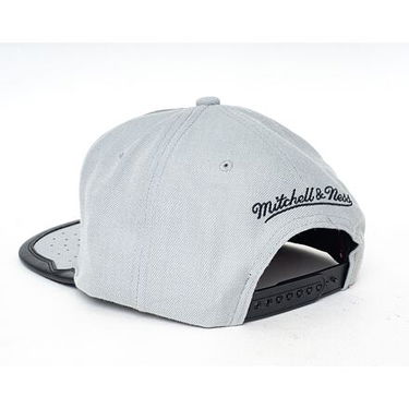 Šiltovka Mitchell & Ness Chicago Bulls Day One Snapback Hat Šedá | 6HSSMM19224-CBUBKGY, 1
