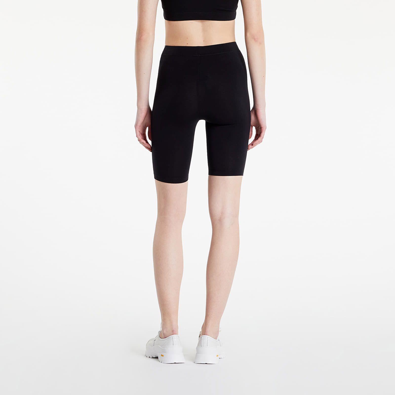 Flying V Legging Short