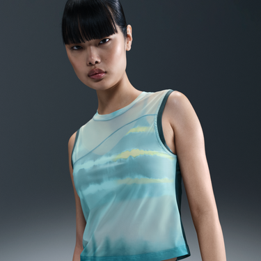 Tielko Nike Dri-FIT Printed Training Tank Top From Artist Collection Tyrkysová | HM4793-478, 2