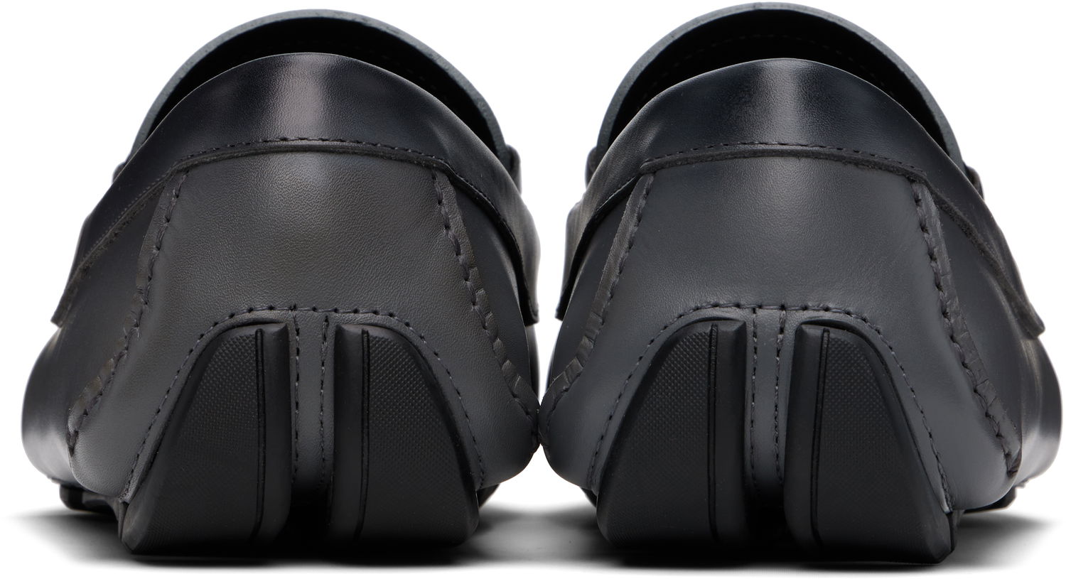 Tenisky a topánky FERRAGAMO Salvatore Ferragamo Gancini Ornament Driver Loafers Šedá | 778797, 1