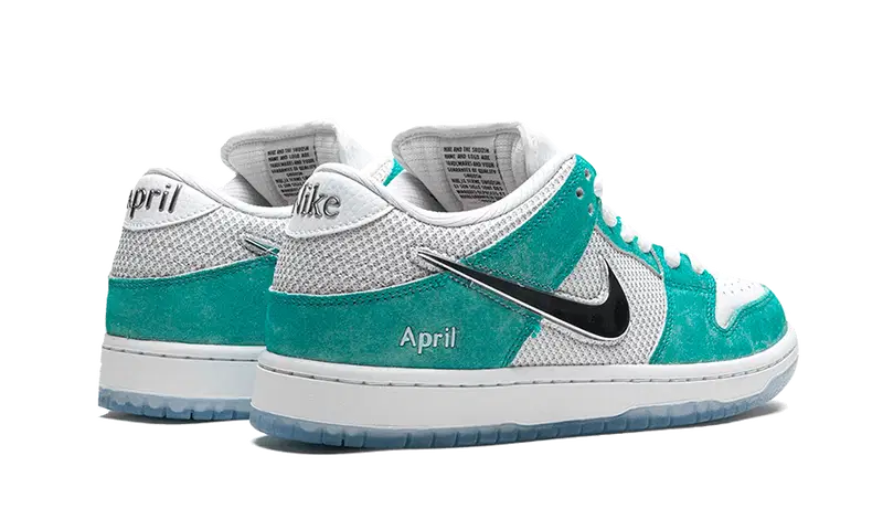 Dunk Low "April Skateboards"