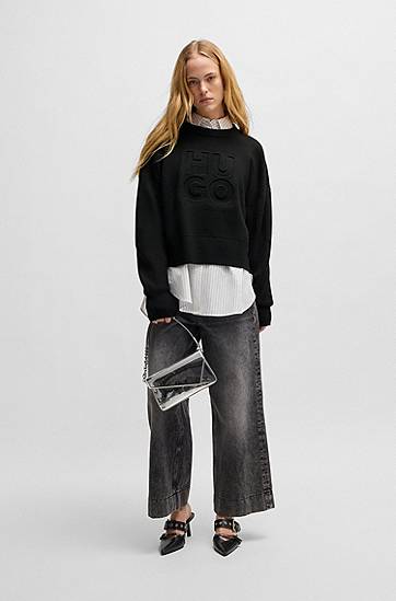 Sveter BOSS Relaxed Fit Embossed Logo Sweater Čierna | 50532140, 1