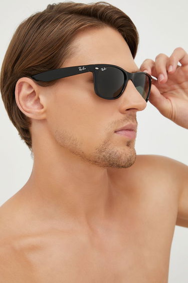 Slnečné okuliare Ray-Ban NEW WAYFARER Sunglasses Čierna | RB2132.901.., 0