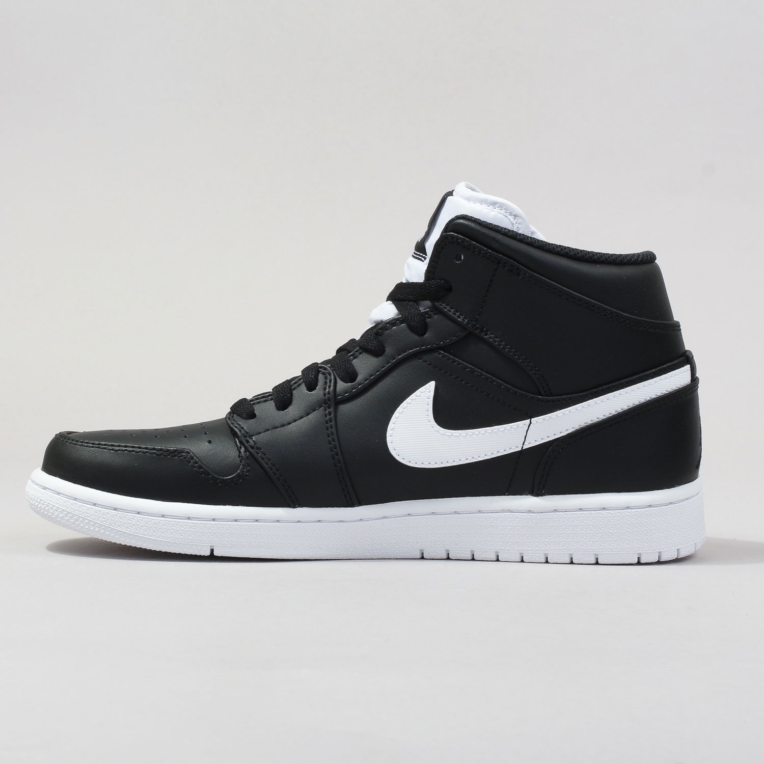 Tenisky a topánky Jordan Air Jordan 1 Retro Mid "Black White" Čierna | 554724-038, 0
