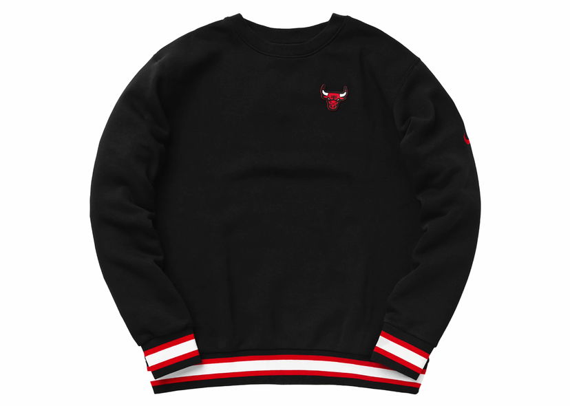 Tričko Nike NBA Chicago Bulls Courtside Fleece Sweatshirt Black Čierna | DN9098-010