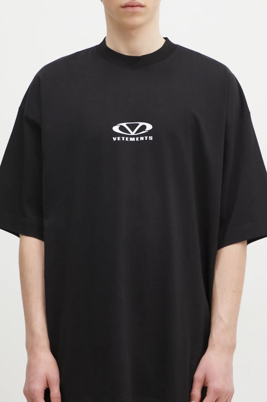 Oval Logo Oversized T-Shirt