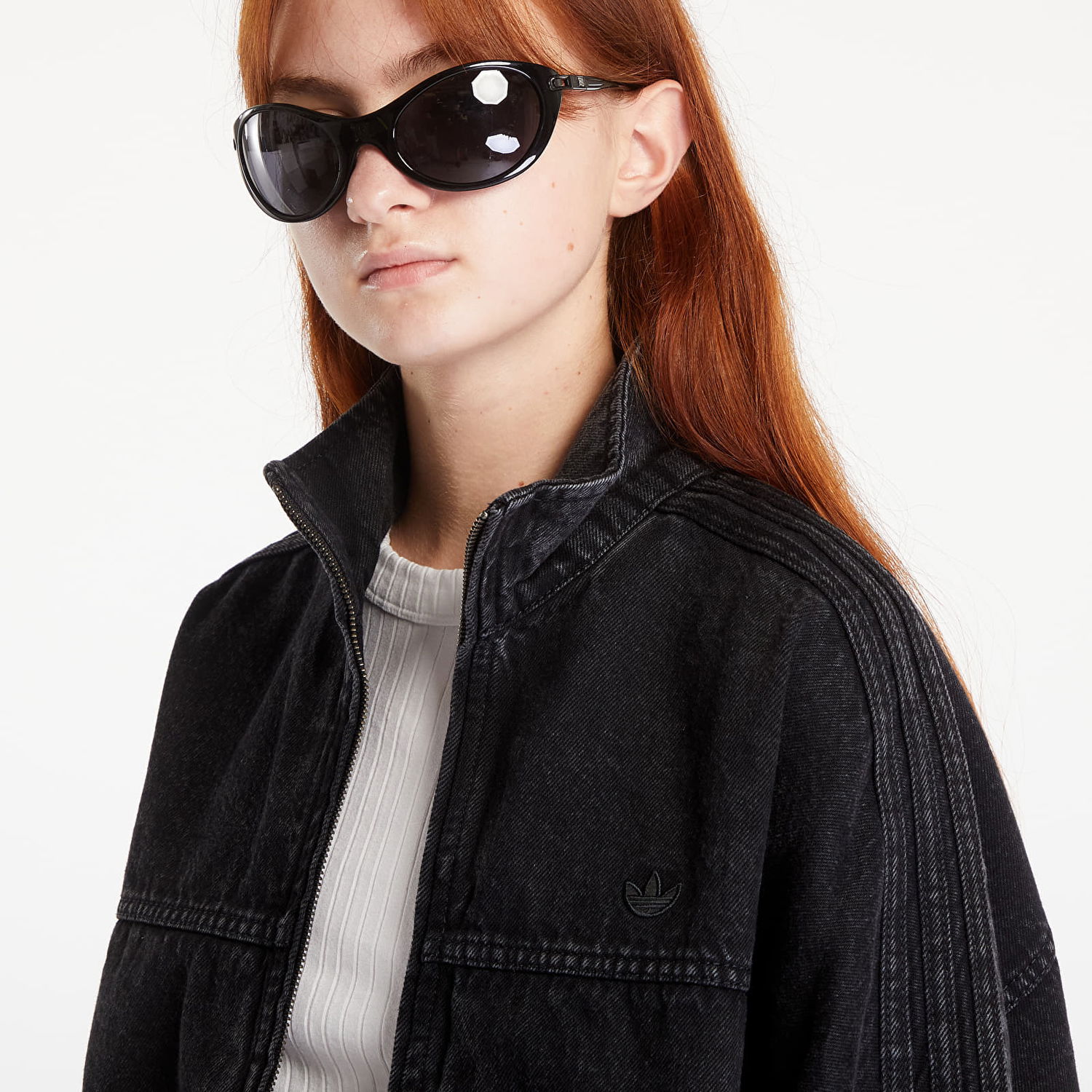 Bunda adidas Originals Essentials Denim Jacket Black Čierna | IW5759, 1