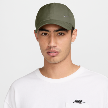 Šiltovka Nike Dri-FIT Club Metal Swoosh Unstructured Cap Zelené | FB5372-222, 1