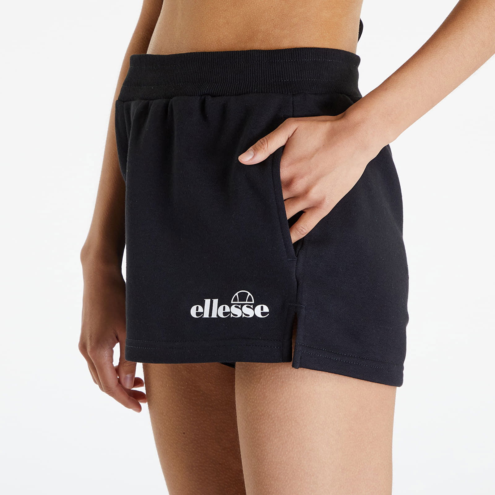 Kyrana Shorts Black