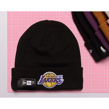 Kulicha New Era MLB Metallic Badge Beanie Los Angeles Dodgers Black / Metallic Gold One Size Čierna | 60364349, 1