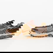 Zoom Vomero 5 "Wheat Grass"