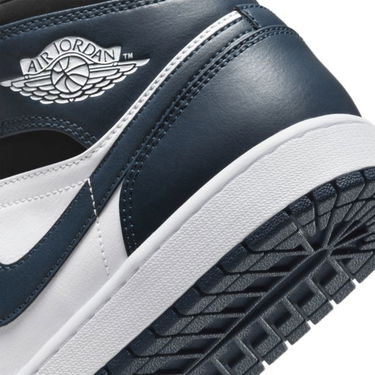 Tenisky a topánky Jordan Air Jordan 1 Mid "Armory Navy" Modrá | 554724-411, 2