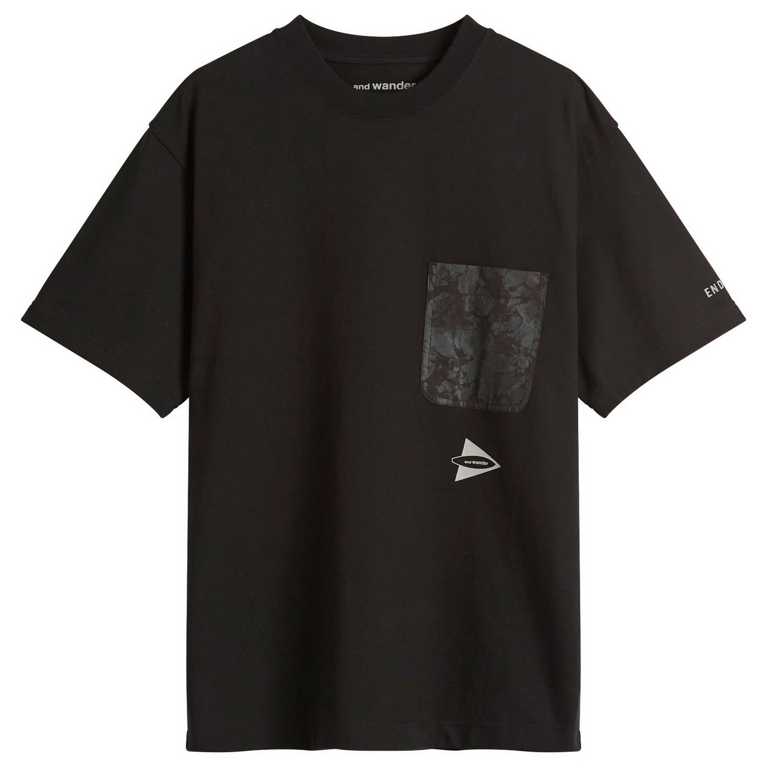 Tričko and wander and wander Print Pocket T-Shirt, Size Large Čierna | 5745184526-010, 0