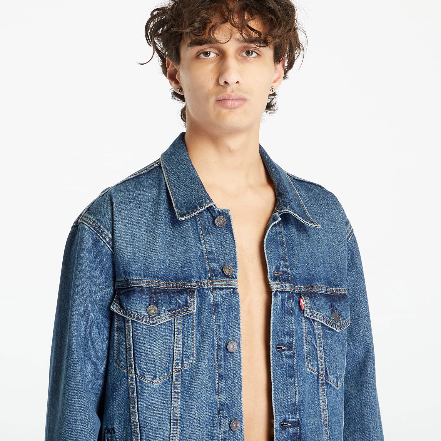 Bunda Levi's ® Relaxed Fit Trucker Jacket Med Indigo - Worn In Modrá | A5782-0001, 1
