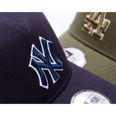 Šiltovka New Era New Era MLB Outline 9FORTY Trucker NY Yankees Adjustable Hat Navy | 60691070, 6