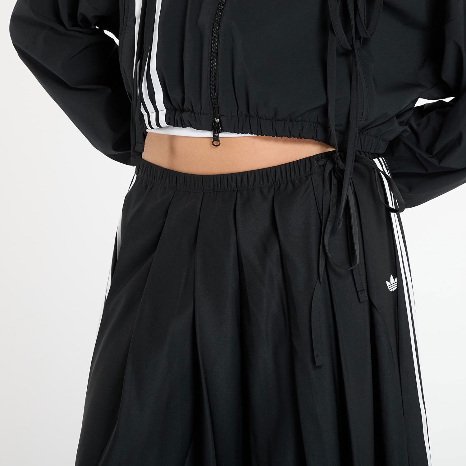 Sukňa adidas Performance Pleated Maxi Skirt with Tie Čierna | JW0114, 1