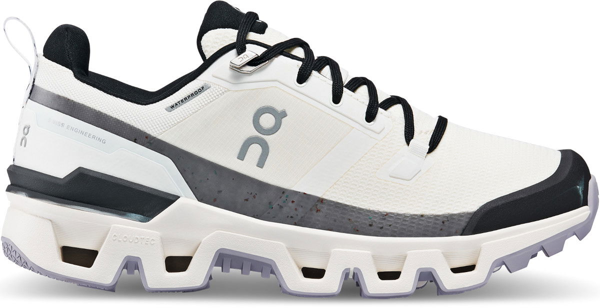 On Running Cloudwander Waterproof