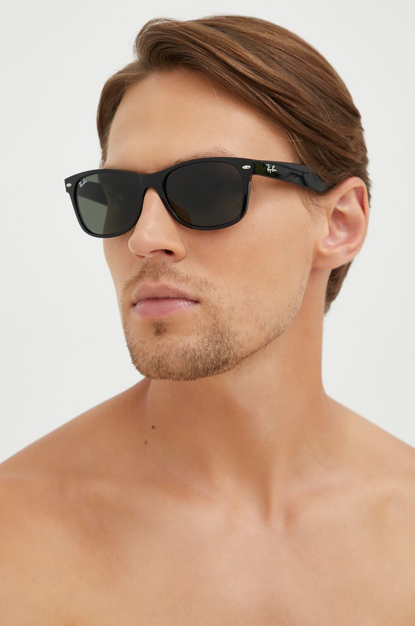 Slnečné okuliare Ray-Ban Classic Black Wayfarer Sunglasses Čierna | 0RB2132.901L, 0