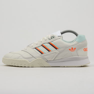 Tenisky a topánky adidas Originals A.R. Trainer Biela | D98157, 1