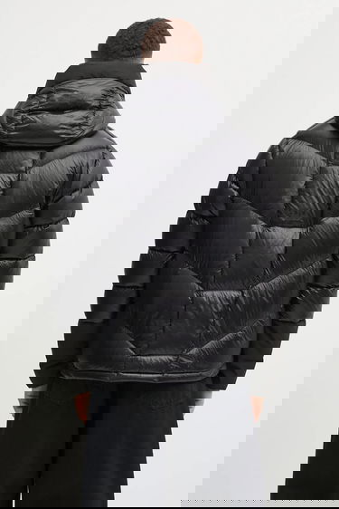 Prešívaná bunda Helly Hansen VILLAGE Transitional Down Jacket Čierna | 54493, 2