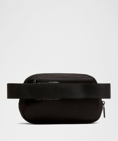 Ľadvinka lululemon Everywhere Knit Mesh Belt Bag 1L Čierna | prod20002199, 1