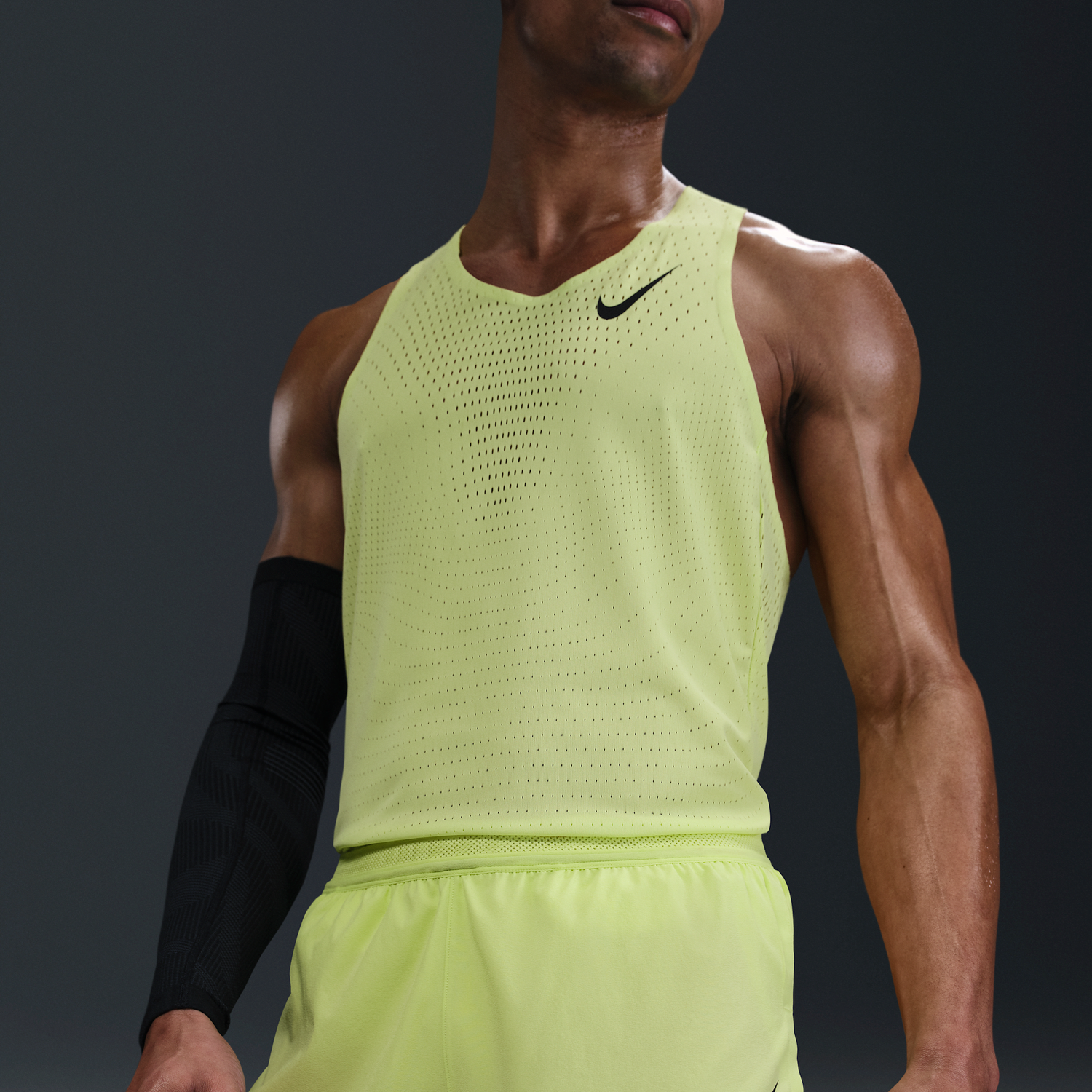Šortky Nike AeroSwift Dri-FIT ADV 2" Running Shorts Žltá | FN3349-736, 1