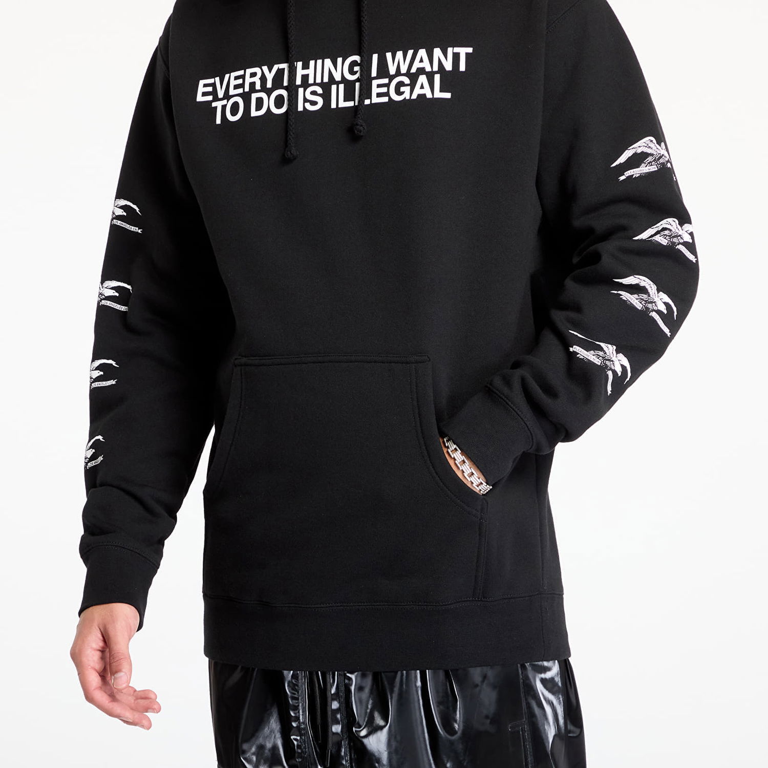 Mikina Pleasures Illegal Print Hoodie Čierna | P24W039 BLACK, 1