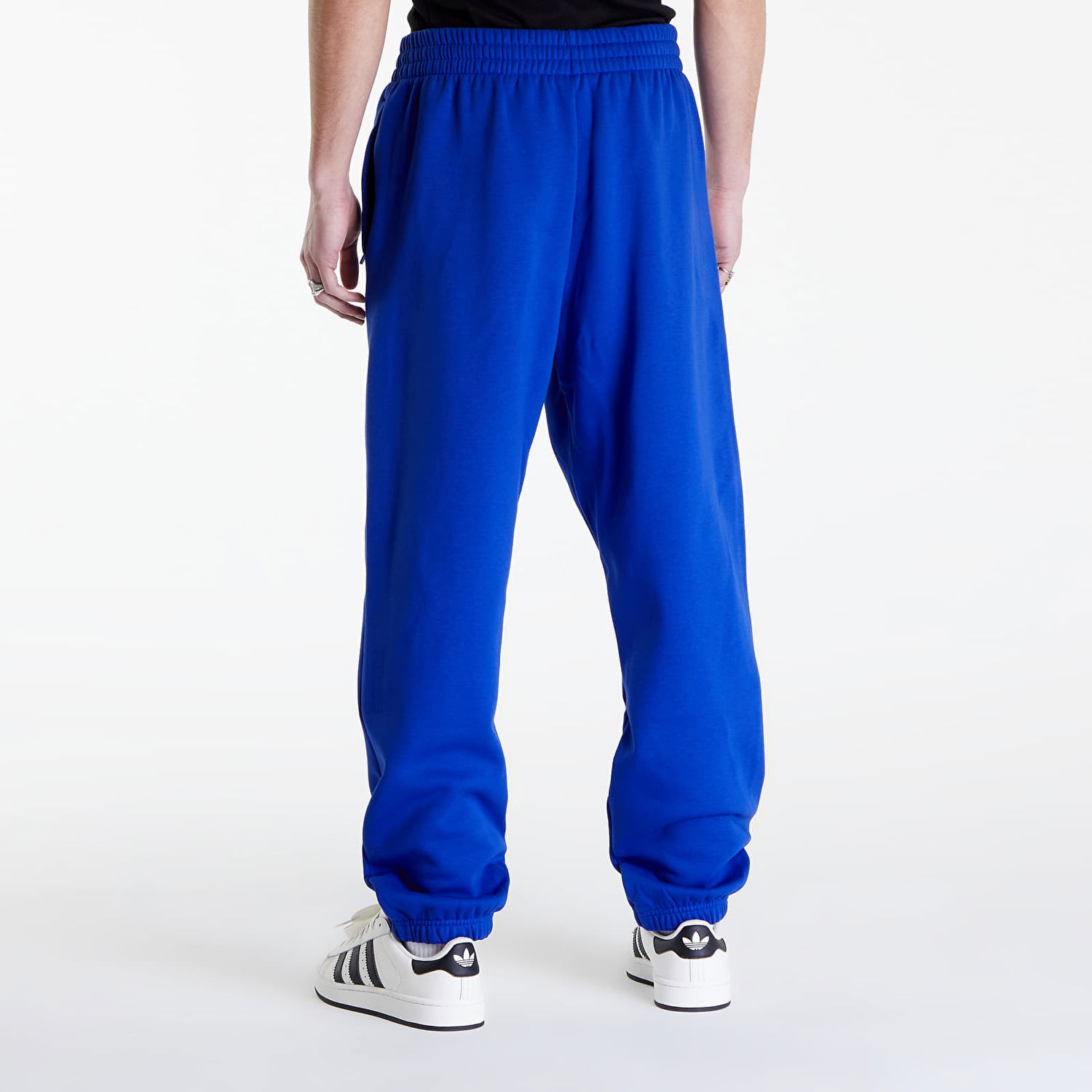Nohavice a džínsy adidas Originals Basketball JOGGER Navy | IW1629, 1