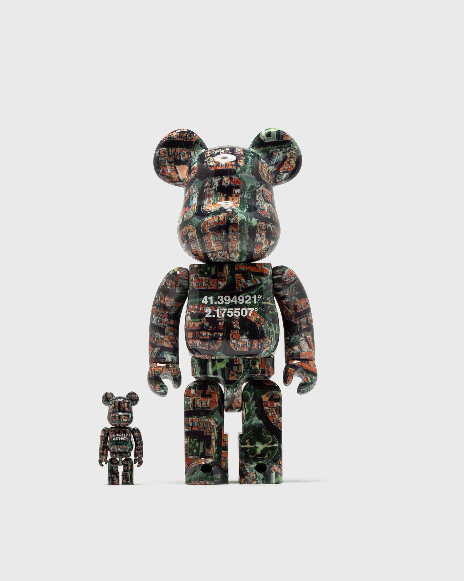 BENJAMIN GRANT OVERVIEW BARCELONA 100% & 400% BE@RBRICK Set