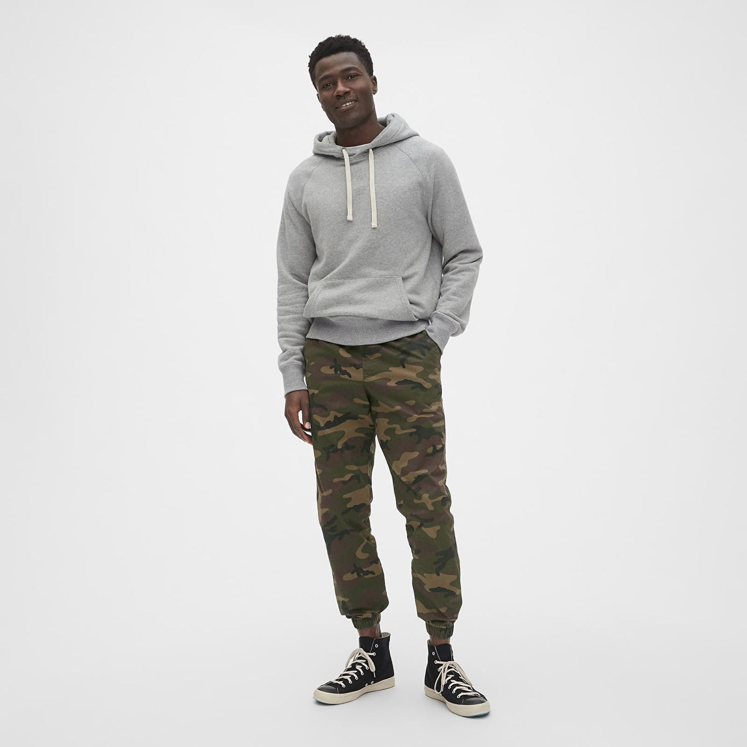 Nohavice GAP Jogger Pants Green Camo Zelené | 496157-00, 0