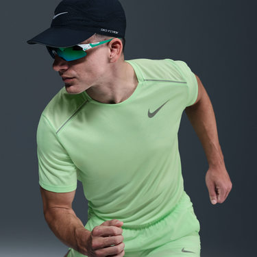 Tričko Nike Nike Miler Running T-Shirt Zelené | FZ4782-376, 4