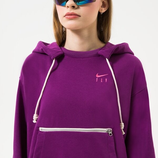 Dri-FIT Swoosh Fly Standard Issue Pullover