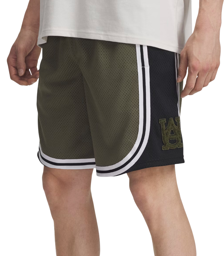 Šortky Under Armour Courtside Striped Mesh Shorts Čierna | 6004087-390