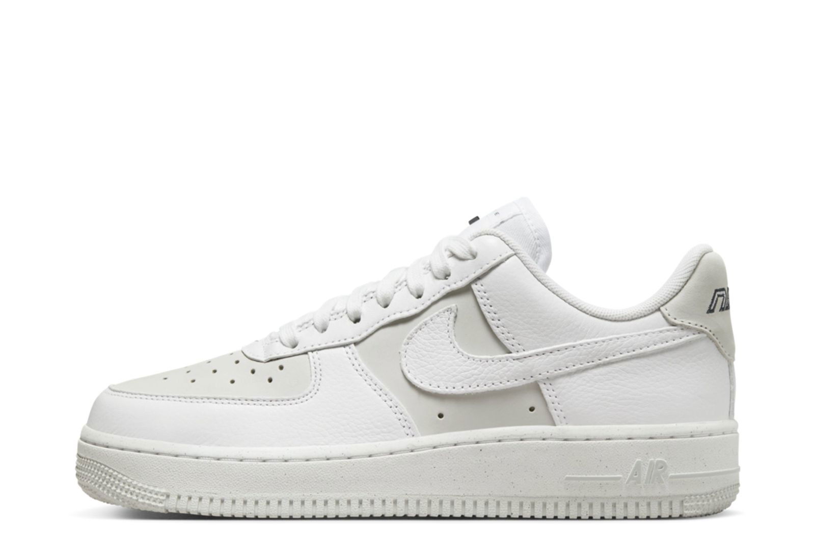 Air Force 1 '07 LX "White Smoke Grey" W