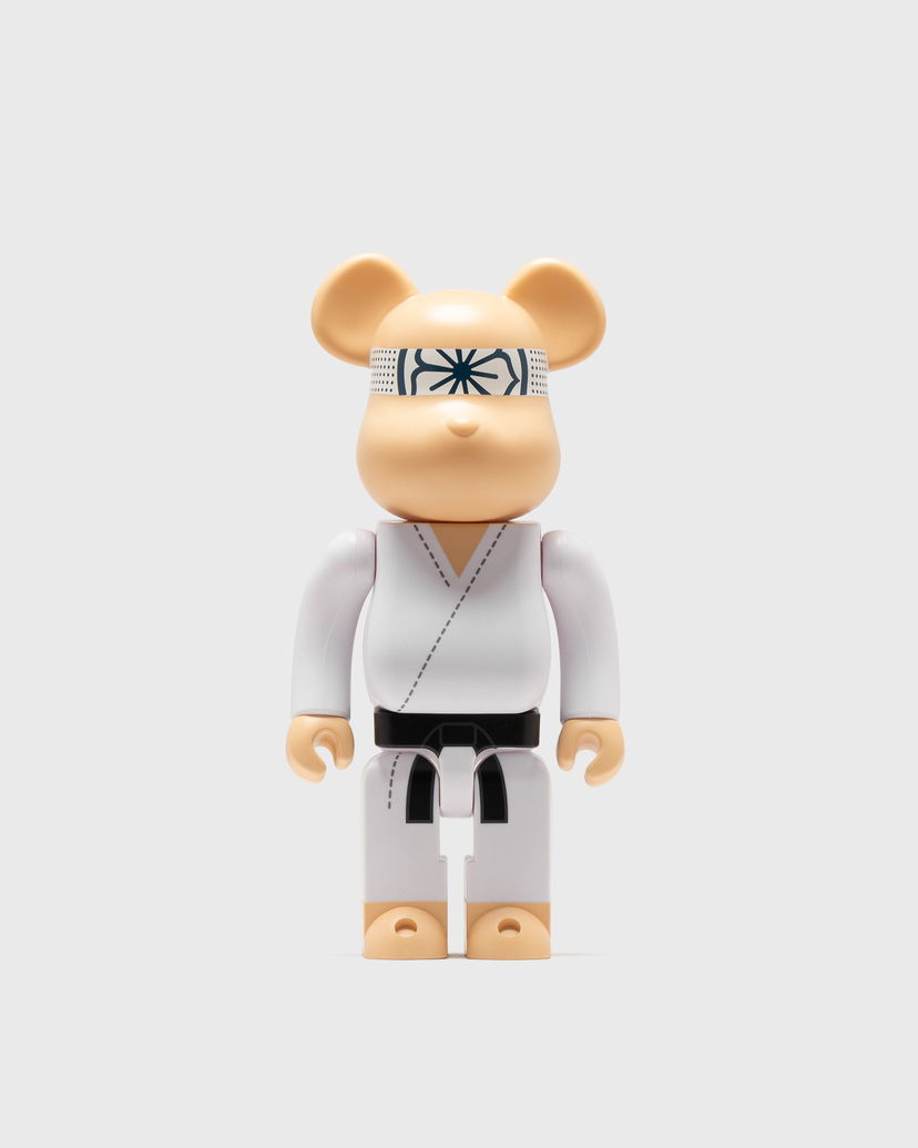 Zberateľské Medicom Toy BEARBRICK 400% COBRA KAI MIYAGI-DO KARATE Biela | MED1063