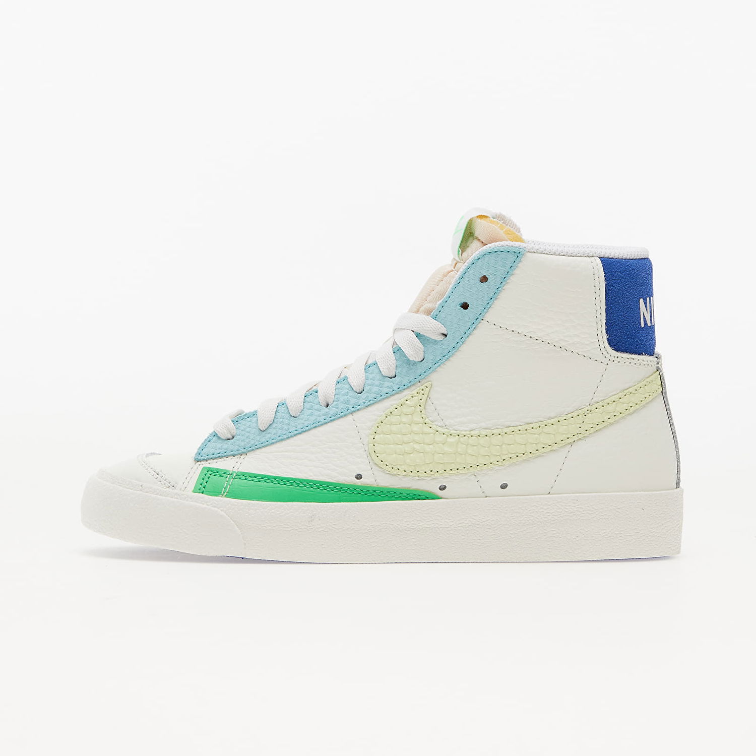 Tenisky a topánky Nike Blazer Mid '77 W Biela | DQ0865-100, 0
