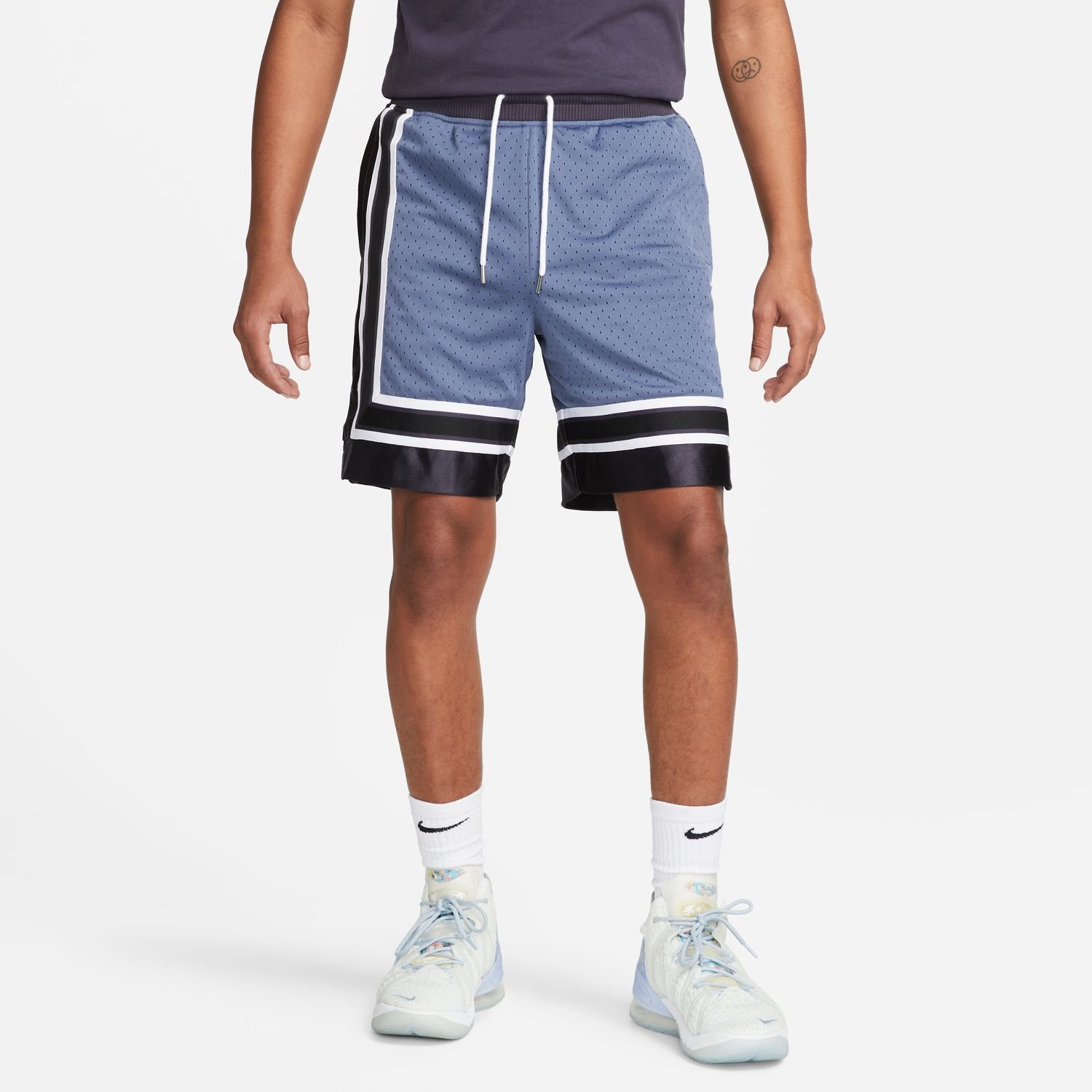 Circa 8" Basketball Shorts