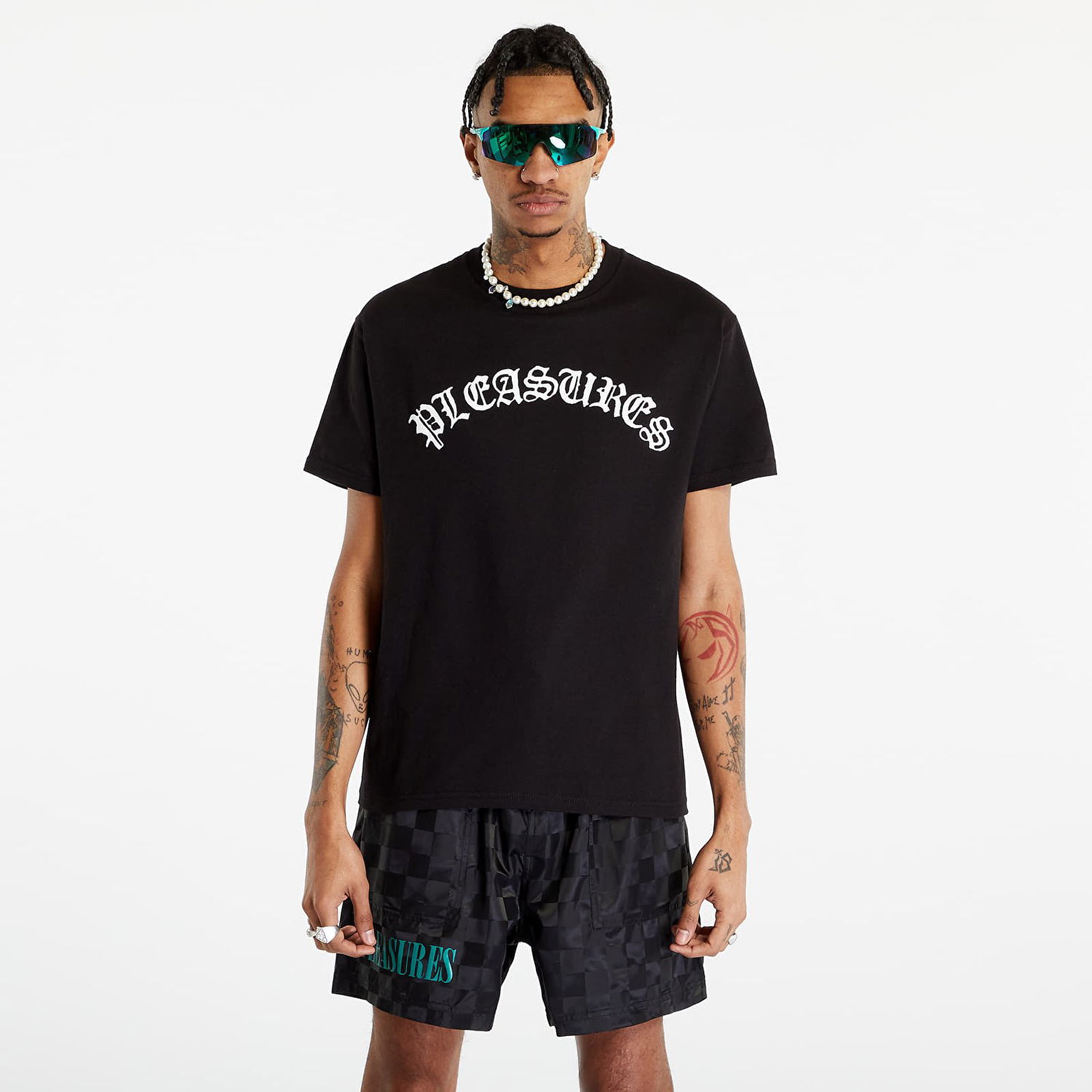 Tričko Pleasures Old E Logo T-Shirt Čierna | P23SP063 BLACK, 1